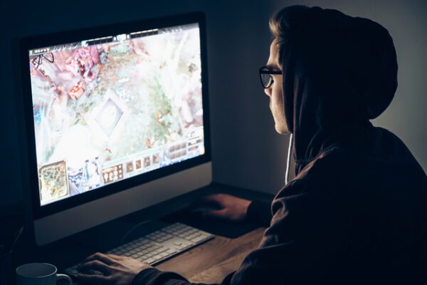 Pozitia corecta in fata calculatorului